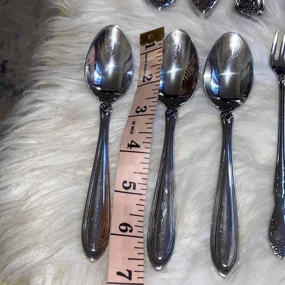 Oneida Stainless Flatware Mix Bundle - Picture 9 of 17